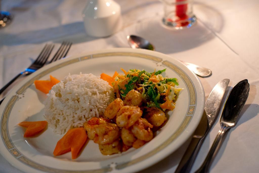 Zerof Guest House 라디게 외부 사진